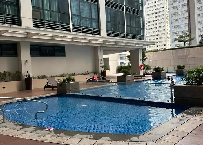 Apartment 1br Uptown Mall Fountain View In Uptown Bgc